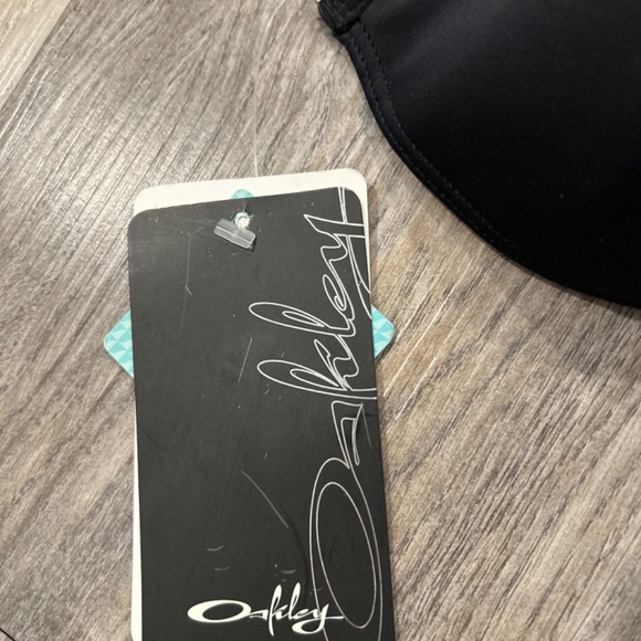 NWT Oakley black padded halter bandeau bikini swim top M - Picture 4 of 4